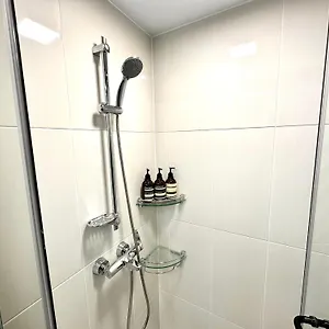 4* 아파트호텔 노벰버스테이 인 랜드마크