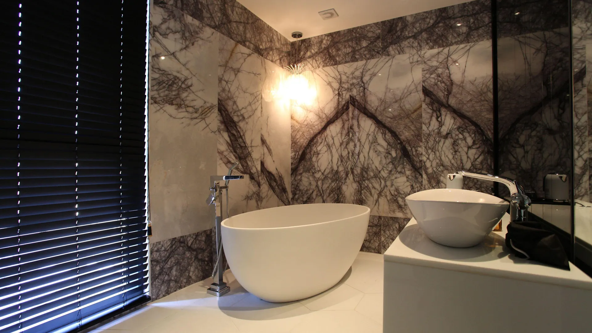 Hotel Amare Incheon 3*,  South Korea